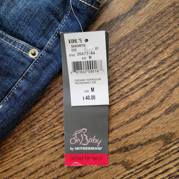 NWT Maternity Medium Oh Baby by Motherhood Secret Fit Belly Bermuda Jean Shorts - Picture 3 of 11